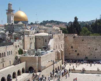 كنعان :اجراءات اسرائيل التهويدية في القدس تحد للقمة العربية