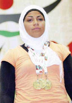 لاعبة منتخبنا لرفع الاثقال رولا خالد تفوز بـ9 ميداليات ذهبية بالبطولة العربية 