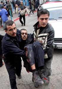 اصابة 5 فلسطينيين بقصف اسرائيلي على غزة