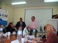 ورشة عمل حول برنامج الزمالة في مركز ارادة بالطفيلة 