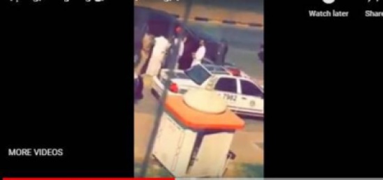 بالفيديو.. رد فعل رجل على قتل صديقه بيد ابنه بالفيديو.. رد فعل رجل على قتل صديقه بيد ابنه