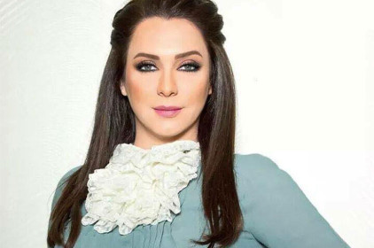 مفاجأة: سلاف فواخرجي تدخل “باب الحارة” مفاجأة: سلاف فواخرجي تدخل “باب الحارة”