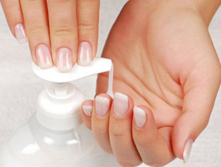 الصابون السائل يفقد ثقة العلماء