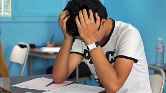 صورة: ورقة إجابة طالب تجبر المعلم على تحويله للصحة النفسية صورة: ورقة إجابة طالب تجبر المعلم على تحويله للصحة النفسية