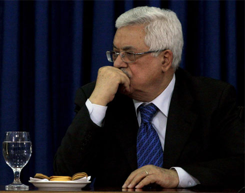 عباس : السلطة الآن على وشك الانهيار.. وأنا ضد انتفاضة السكاكين