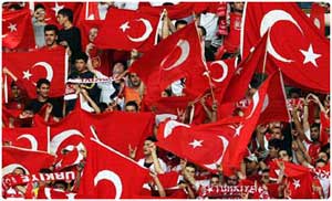 موقعة ألمانيا-تركيا تطغى على الجولة الثالثة