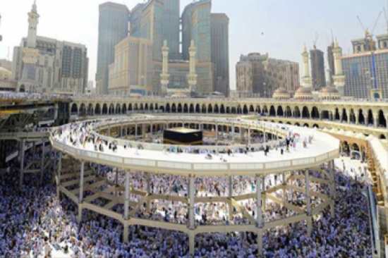 وافد آسيوي ينتحر في الحرم المكي وافد آسيوي ينتحر في الحرم المكي