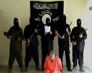 مقتل رهينة بريطانية و4 جنود إيطاليين في أفغانستان