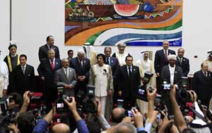 خلافات بشأن تطوير العمل بقمة سرت    