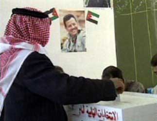 متابعون: الانتخابات النيابية فرصة موسمية لالاف العاطلين عن العمل