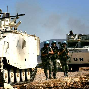 القوات الدولية العاملة جنوبي لبنان ترفع درجة التأهب والمراقبة