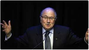  بلاتر يؤكد سعيه لدعم كرة القدم الفلسطينية