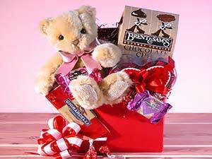 الهدايا والأصدقاء والرياضة.. طريقك للشعور بالسعادة