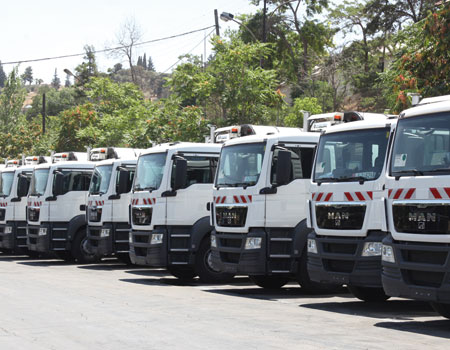 الأمانة تتسلم 15 طاحنة جديدة للعاصمة