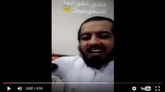 بالفيديو : سعودي يتباهى بإنجابه 5 بنات من 5 زوجات بـ5 جنسيات مختلفة بالفيديو : سعودي يتباهى بإنجابه 5 بنات من 5 زوجات بـ5 جنسيات مختلفة