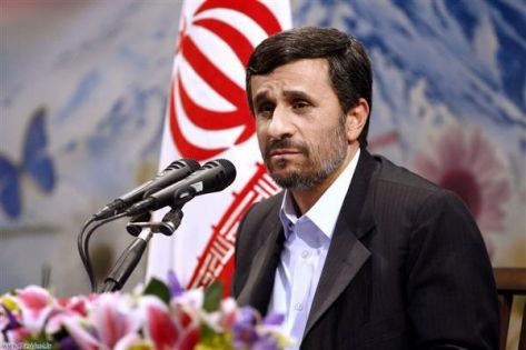 نجاد يتجاهل أوامر خامنئي ويترشح لانتخابات الرئاسة نجاد يتجاهل أوامر خامنئي ويترشح لانتخابات الرئاسة