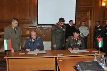 توقيع اتفاقية تعاون بين الاردن وبلغاريا في المجال الدفاعي 
