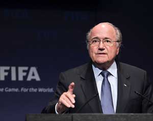 بلاتر مستاء من فضيحة بيع الأصوات    