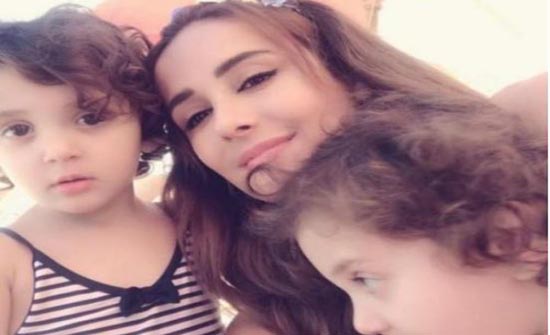 بالصور .. مشاهير أنجبوا توائم بالصور .. مشاهير أنجبوا توائم