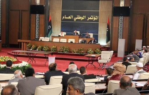 في ظل أجواء القتال: بدء الانتخابات البرلمانية في ليبيا في ظل أجواء القتال: بدء الانتخابات البرلمانية في ليبيا