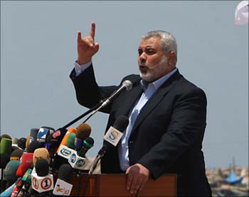 هنية يدعو لتدويل قضية الأسرى    