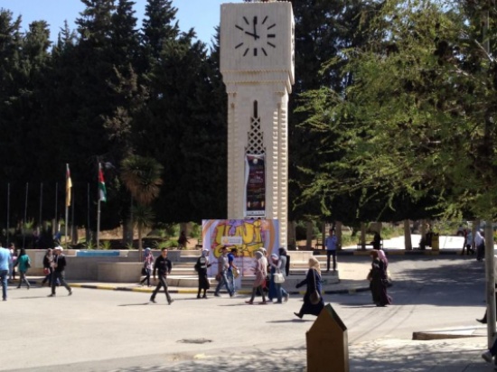 الأردنية  : دراسة لاجراء انتخابات اتحاد الطلبة كل عامين