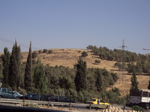 الأجهزة الأمنية تغلق طريق ياجوز الأجهزة الأمنية تغلق طريق ياجوز