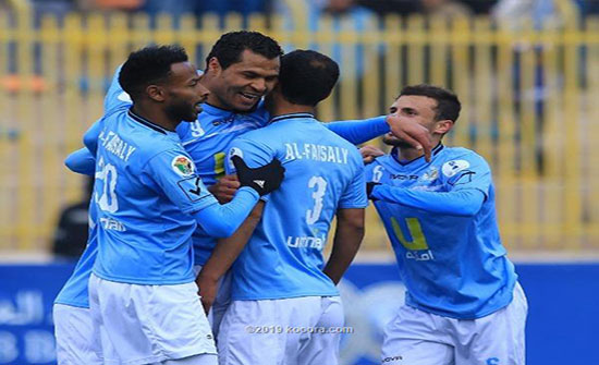 الفيصلي يتقدم في الكأس.. وأم القطين يفجر مفاجأة أمام الحسين إربد الفيصلي يتقدم في الكأس.. وأم القطين يفجر مفاجأة أمام الحسين إربد