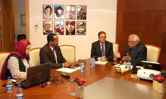 بحث أوجه التعاون بين الأمانة ومنظمة الصحة العالمية