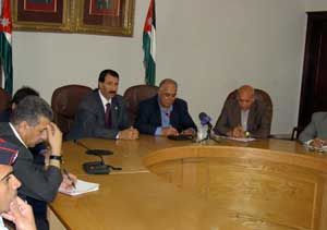 وزير الزراعة يزور الطفيلة ويلتقي المزارعين