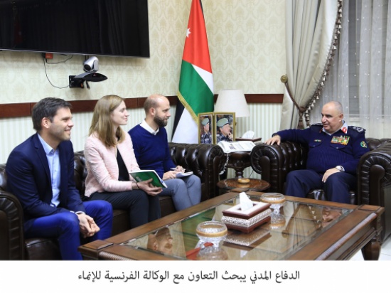 الدفاع المدني يبحث التعاون مع الوكالة الفرنسية للإنماء الدفاع المدني يبحث التعاون مع الوكالة الفرنسية للإنماء