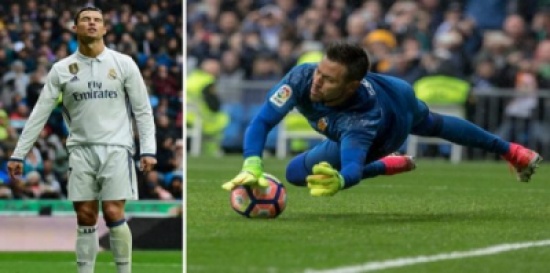 شاهد: ماذا يفعل حارس فالنسيا ليوقف ركلات جزاء كريستيانو رونالدو؟