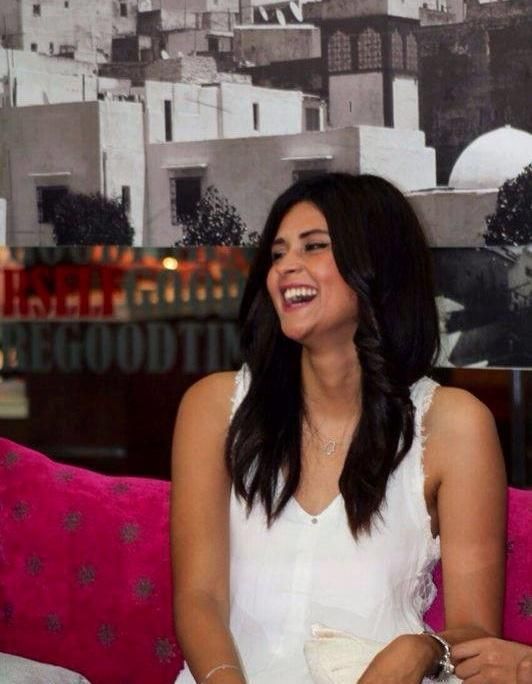 بالصور.. سلمى رشيد تلتقي معجبيها وتعايد العجزة في إجازتها بالصور.. سلمى رشيد تلتقي معجبيها وتعايد العجزة في إجازتها