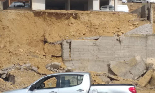 إخلاء عمارتين بجبل النصر بعمان بسبب انهيارات إخلاء عمارتين بجبل النصر بعمان بسبب انهيارات