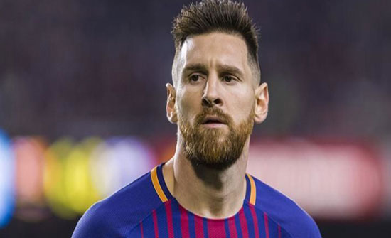 بالفيديو : ميسي يرقص على "بنت الجيران" و يحدث ضجة بالفيديو : ميسي يرقص على "بنت الجيران" و يحدث ضجة