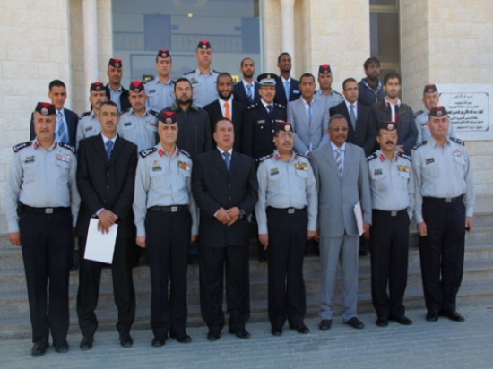 الدفاع المدني يخرج دورة مخيمات طوارئ اللاجئين