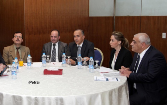 توافق على مسودة مدونة قواعد سلوك لتعزيز النزاهة بالقطاع الخاص" توافق على مسودة مدونة قواعد سلوك لتعزيز النزاهة بالقطاع الخاص"