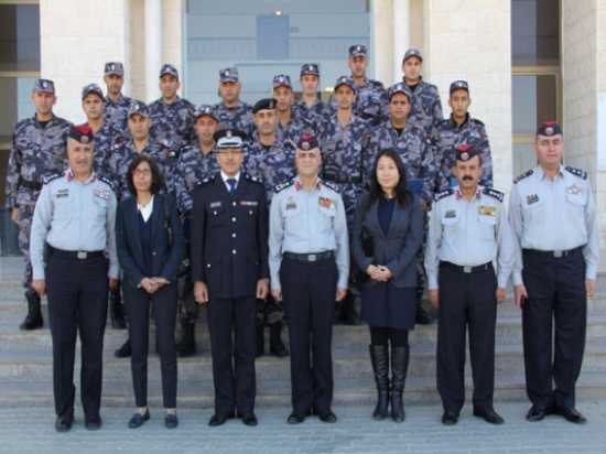 تخريج دورة (تأهيل مدربي الإطفاء) الخاصة بمرتبات الدفاع المدني الفلسطيني