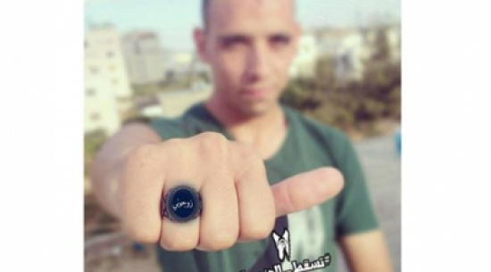 بالصور: الفلسطينيون يطالبون بإسقاط العزوبية بالصور: الفلسطينيون يطالبون بإسقاط العزوبية