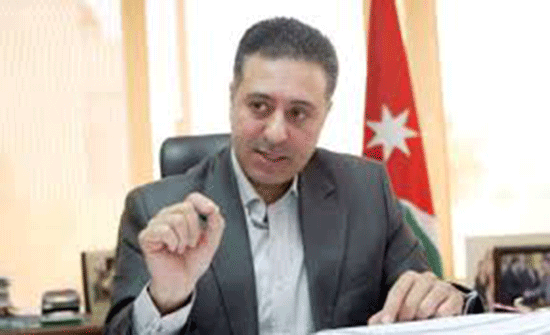 وزير الصناعة والتجارة يبحث مع وفد سنغافوري تعزيز التعاون الاقتصادي وزير الصناعة والتجارة يبحث مع وفد سنغافوري تعزيز التعاون الاقتصادي