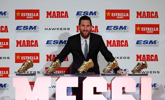 ميسي يتسلّم الحذاء الذهبي.. ويهزم رونالدو