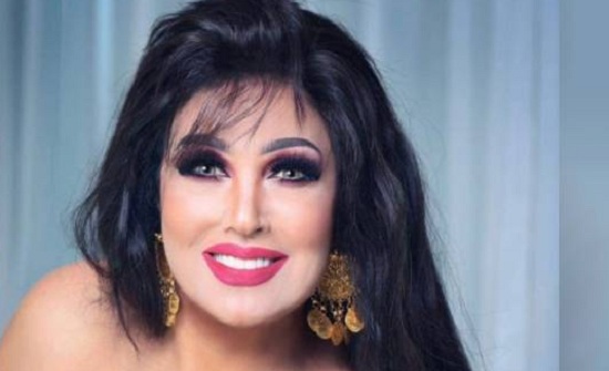 “المصريات أجدع راقصات”.. فيفي عبده تصف الراقصات الأجنبيات بطريقتها: “زمبلك” “المصريات أجدع راقصات”.. فيفي عبده تصف الراقصات الأجنبيات بطريقتها: “زمبلك”