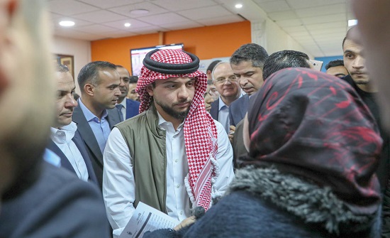 ولي العهد يقوم بزيارة مفاجئة لمديرية تشغيل عمان الأولى