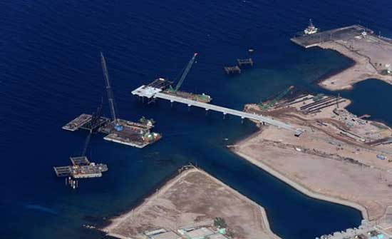 العقبة: إصابة 28 عاملا في الميناء جراء تسرب لغاز الأمونيا