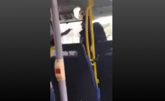 بالفيديو.. شاهد شجار وصراخ بين سائحات خليجيات في النمسا؟