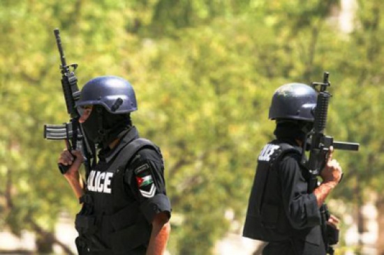 20 كيلو " ماريغوانا " وسلاح في منزل مطلوب بالبلقاء 20 كيلو " ماريغوانا " وسلاح في منزل مطلوب بالبلقاء