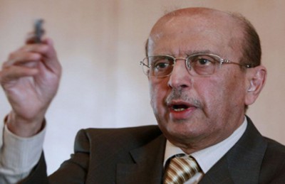 النائب الثاني لصالح يقرر “الوقوف على الحياد” في الأزمة اليمنية النائب الثاني لصالح يقرر “الوقوف على الحياد” في الأزمة اليمنية