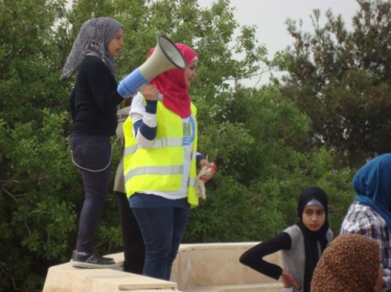مجموعة شباب (الخضر)الأردنيه تعيد إحياء منتزه الميده مجموعة شباب (الخضر)الأردنيه تعيد إحياء منتزه الميده