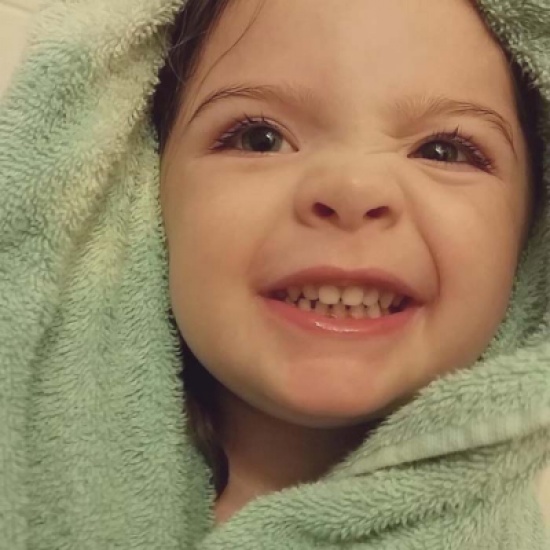 سلمتها لأبيها ليلة واحدة ..بعد ساعة دخلت الطفلة في غيبوبة ! السبب مرعب ! سلمتها لأبيها ليلة واحدة ..بعد ساعة دخلت الطفلة في غيبوبة ! السبب مرعب !