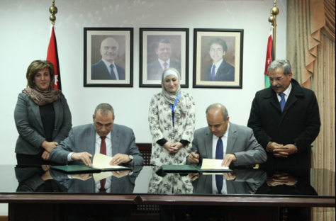 "الأردنية" والوطني لشؤون الأسرة يبرمان مذكرة تفاهم "الأردنية" والوطني لشؤون الأسرة يبرمان مذكرة تفاهم